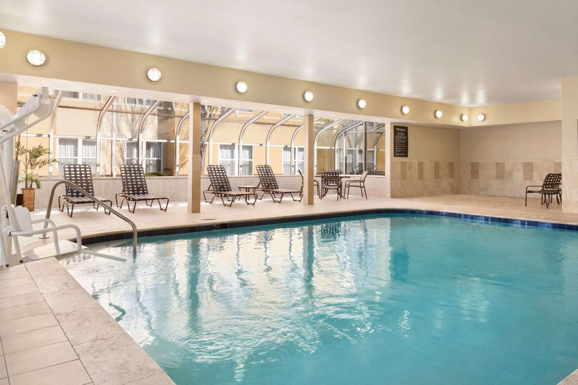 Homewood Suites By Hilton Columbus-היליארד מראה חיצוני תמונה